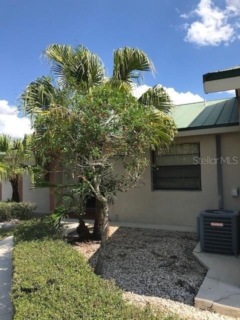 25385 Sandhill Boulevard - Photo 0