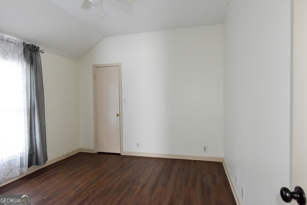 302 Jefferson Street - Photo 12