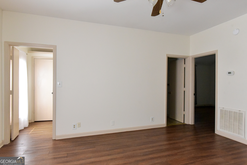 302 Jefferson Street - Photo 10