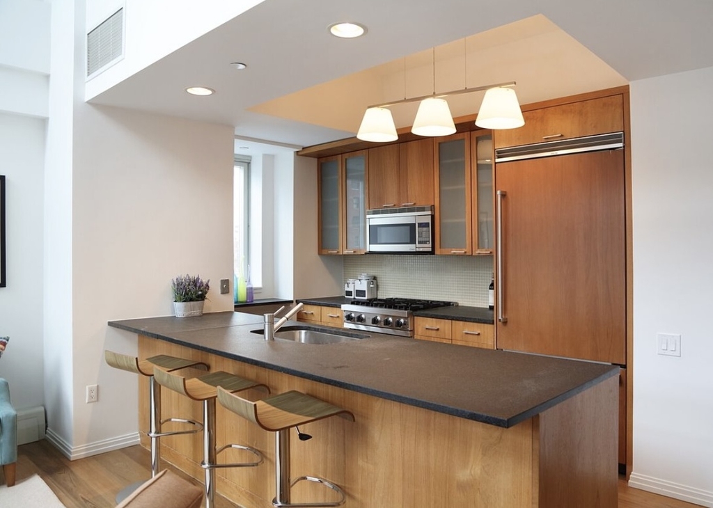 East 59th Street, New York, NY, 10022 - Photo 1