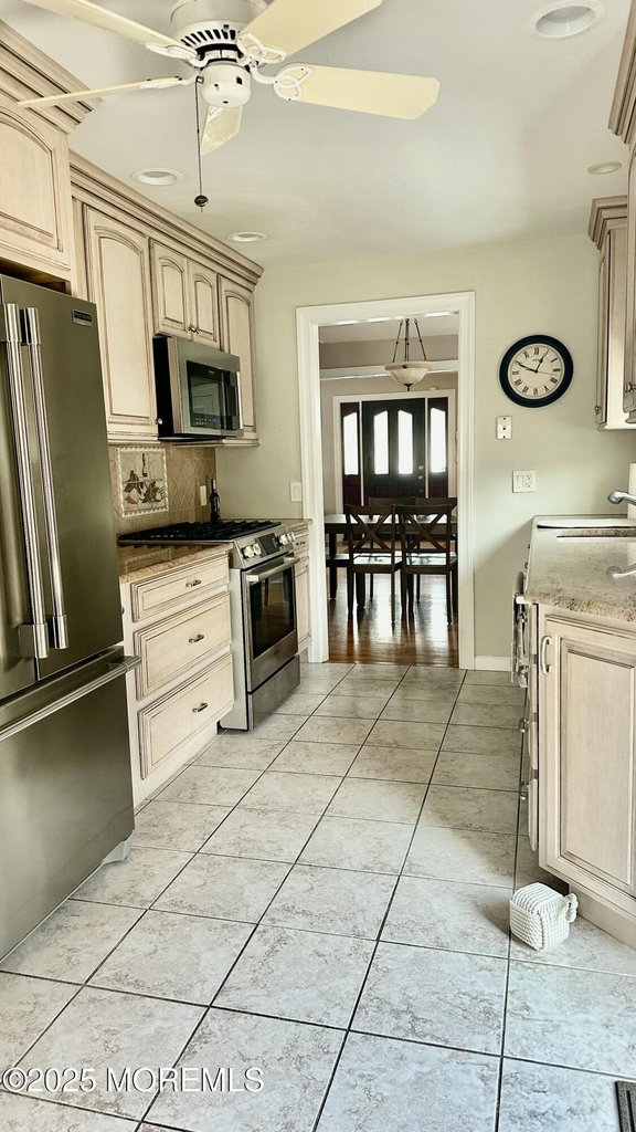221 16th Avenue - Photo 8