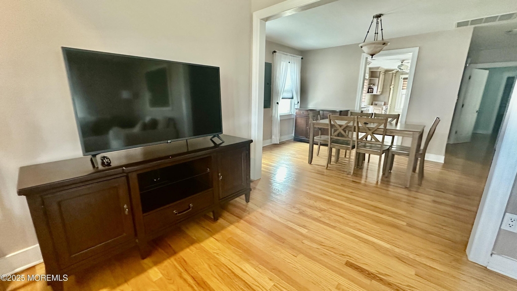 221 16th Avenue - Photo 3