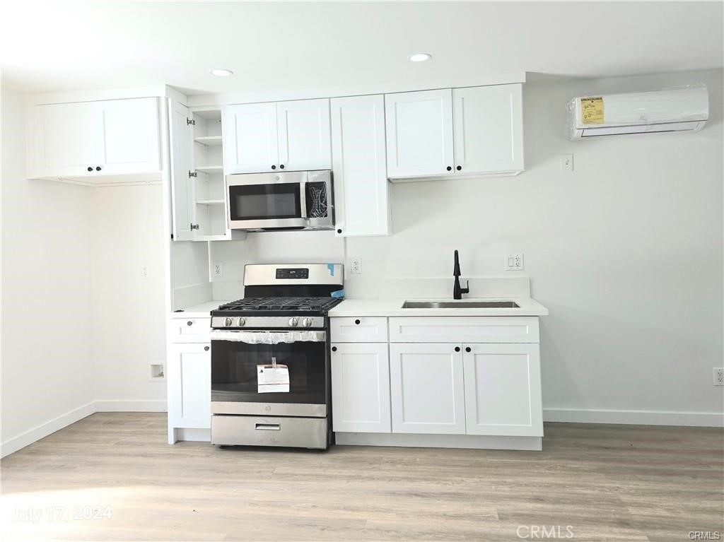 8734 1/4 Ramsgate Avenue - Photo 8