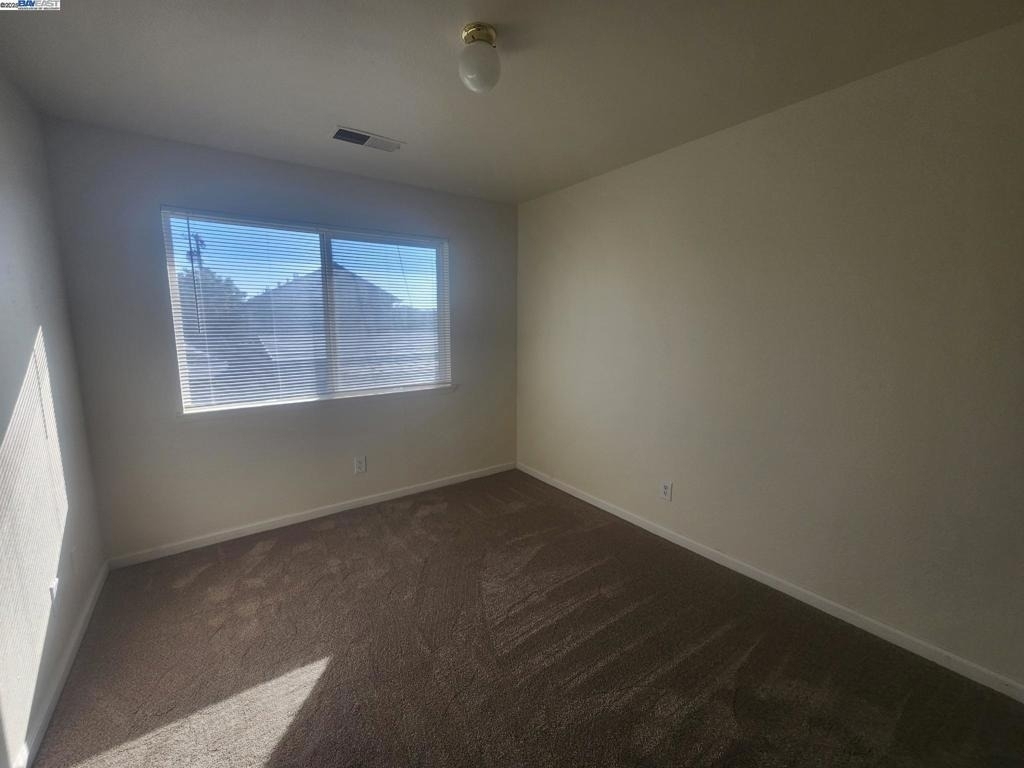 2255 Chestnut St - Photo 8