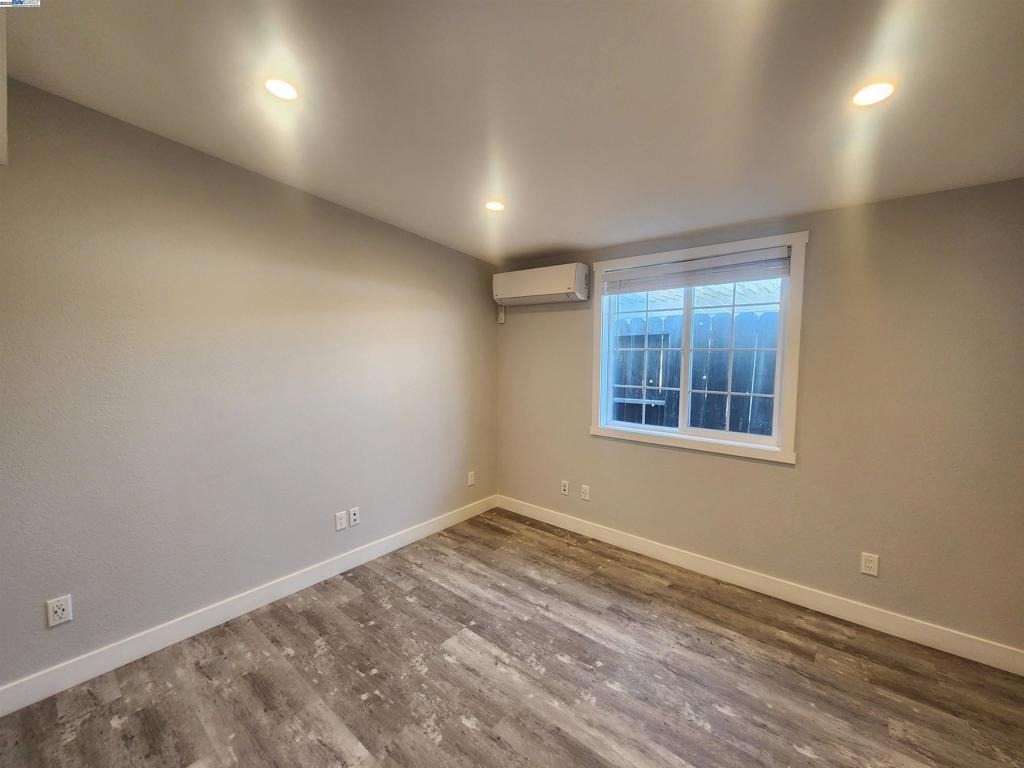 981 Marylin Ave - Photo 16