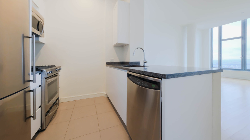 105 W 29th Street - Photo 5