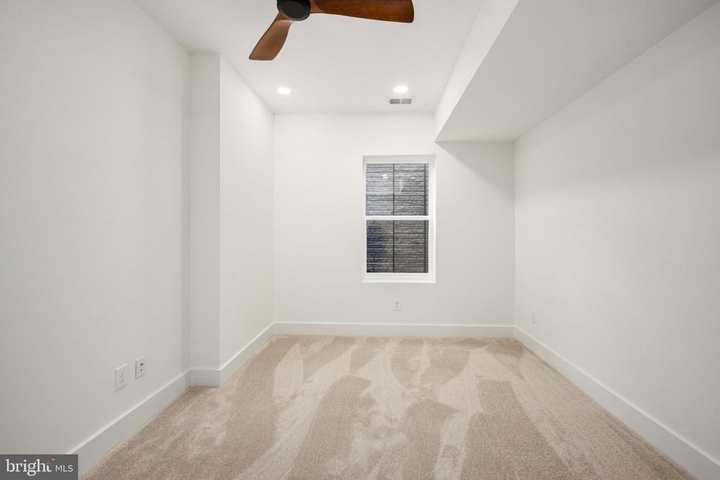 2001 N George Mason Drive - Photo 41