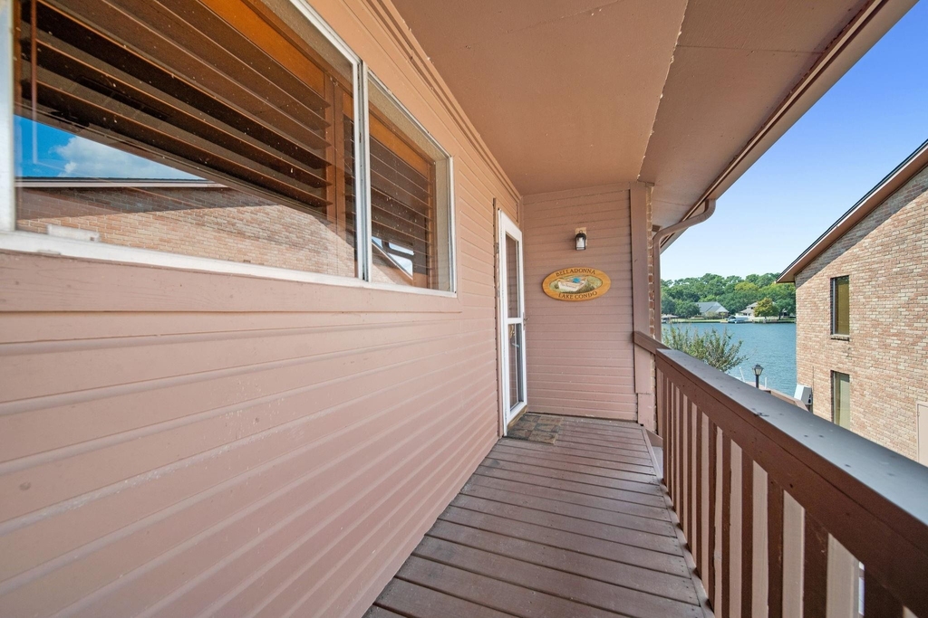 801 River Road - Photo 1