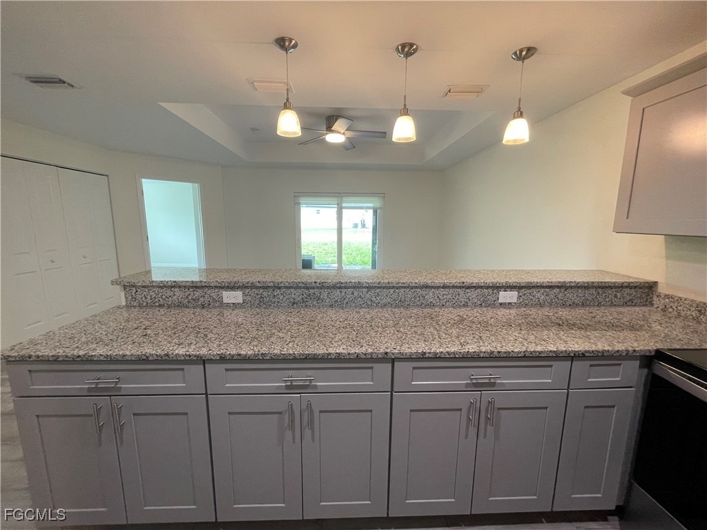 1114 Circle Drive - Photo 5