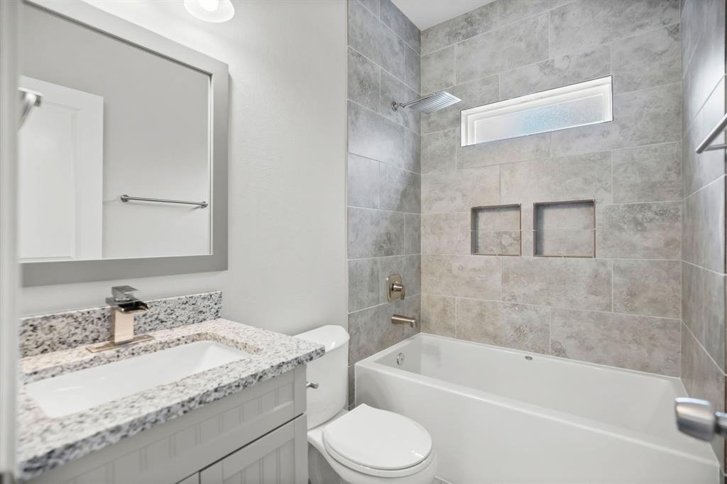 15629 Holly Drive - Photo 8