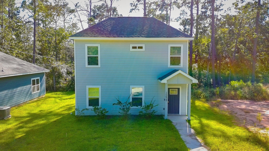 15629 Holly Drive - Photo 0