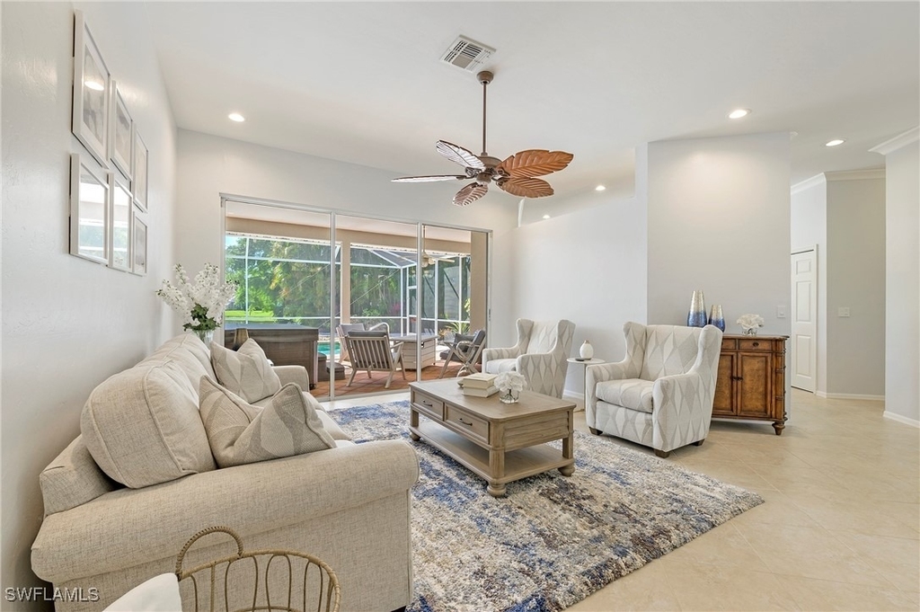 300 Wentworth Court - Photo 1