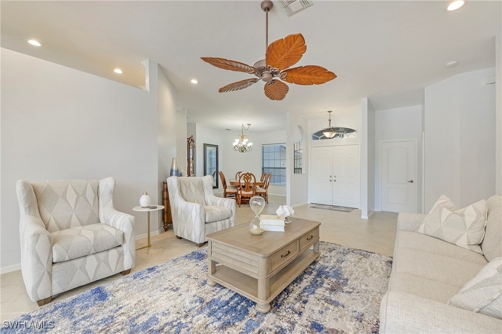 300 Wentworth Court - Photo 18