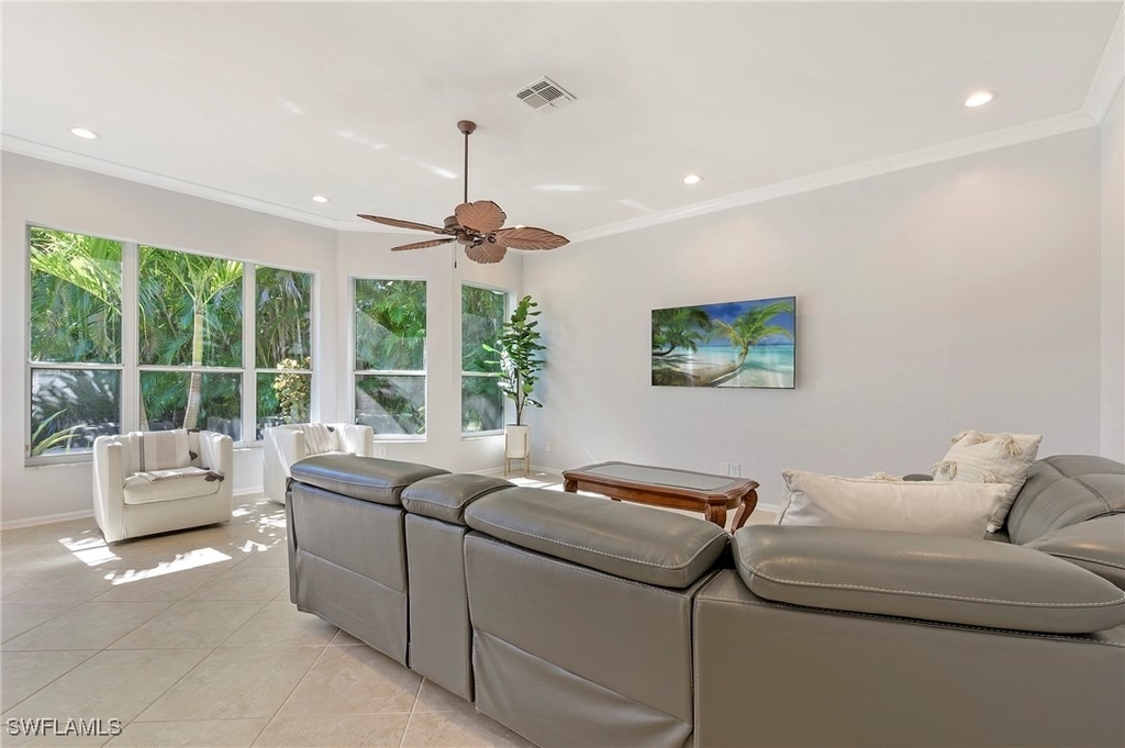 300 Wentworth Court - Photo 25