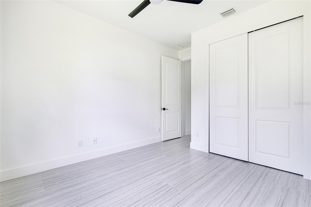 17196 Glenview Avenue - Photo 30