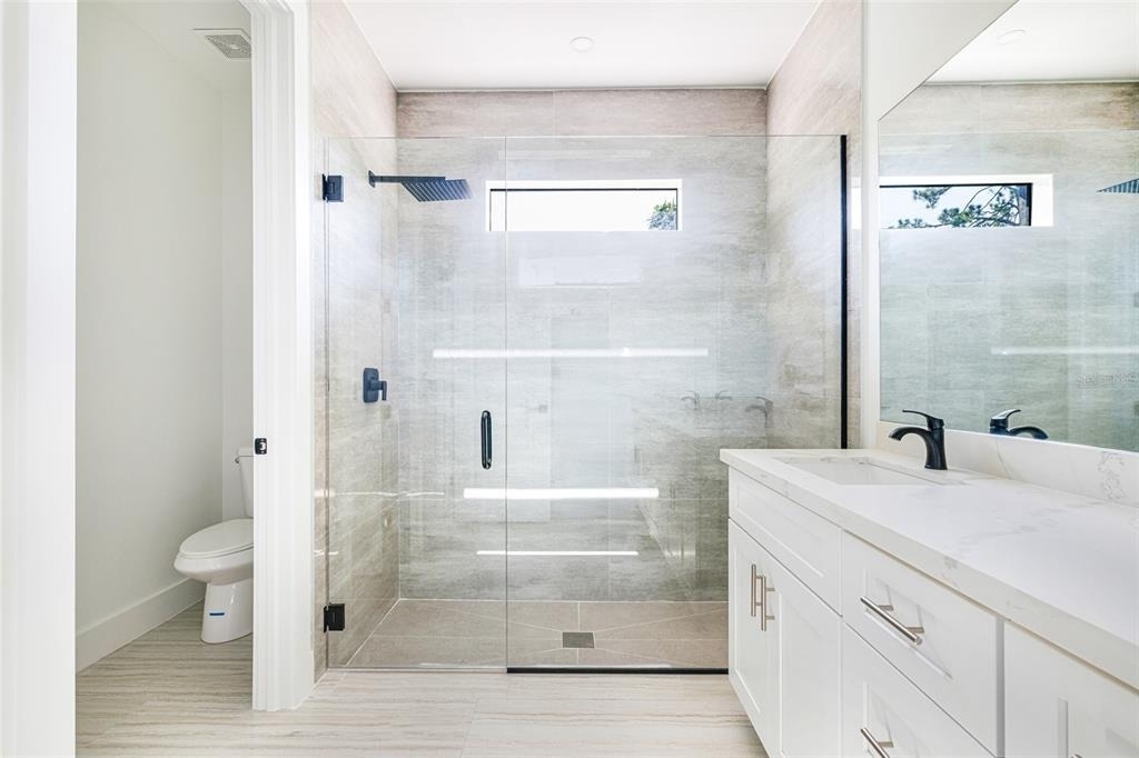 17196 Glenview Avenue - Photo 22