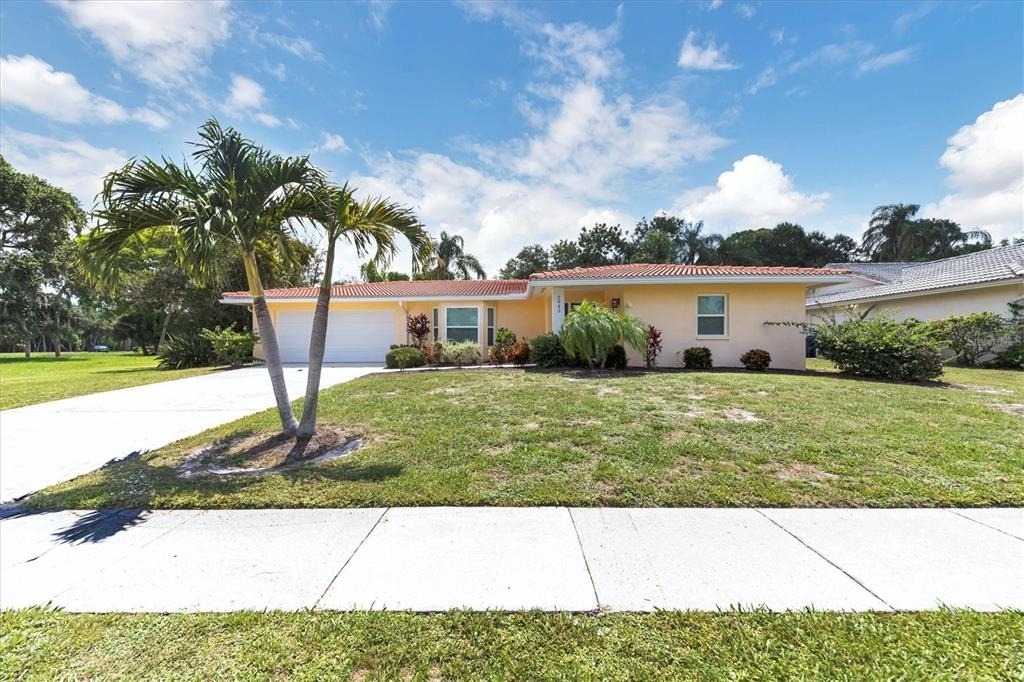 2943 Tuckerstown Drive - Photo 3