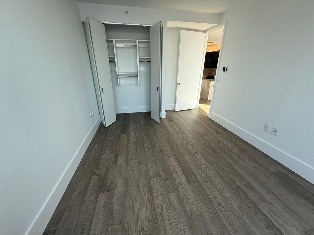  West 47th Street - Photo 12