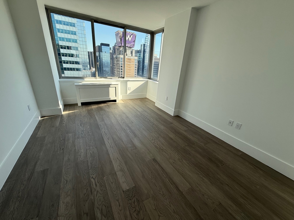  West 47th Street - Photo 8