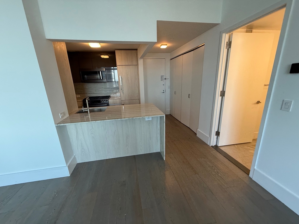  West 47th Street - Photo 2