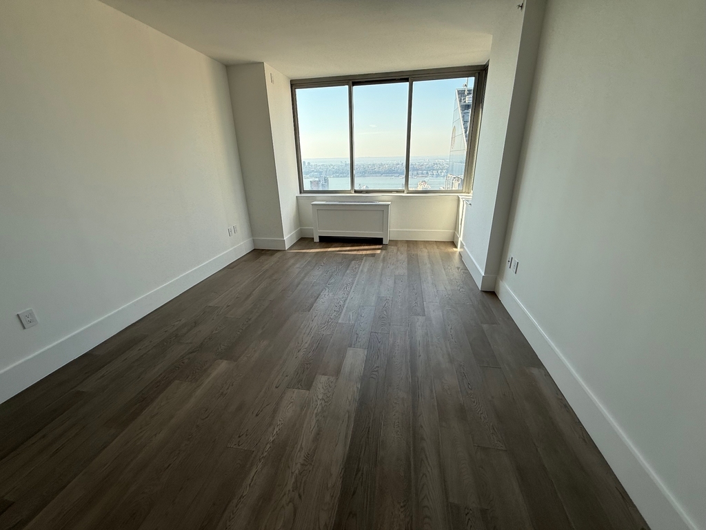 West 47th Street - Photo 0