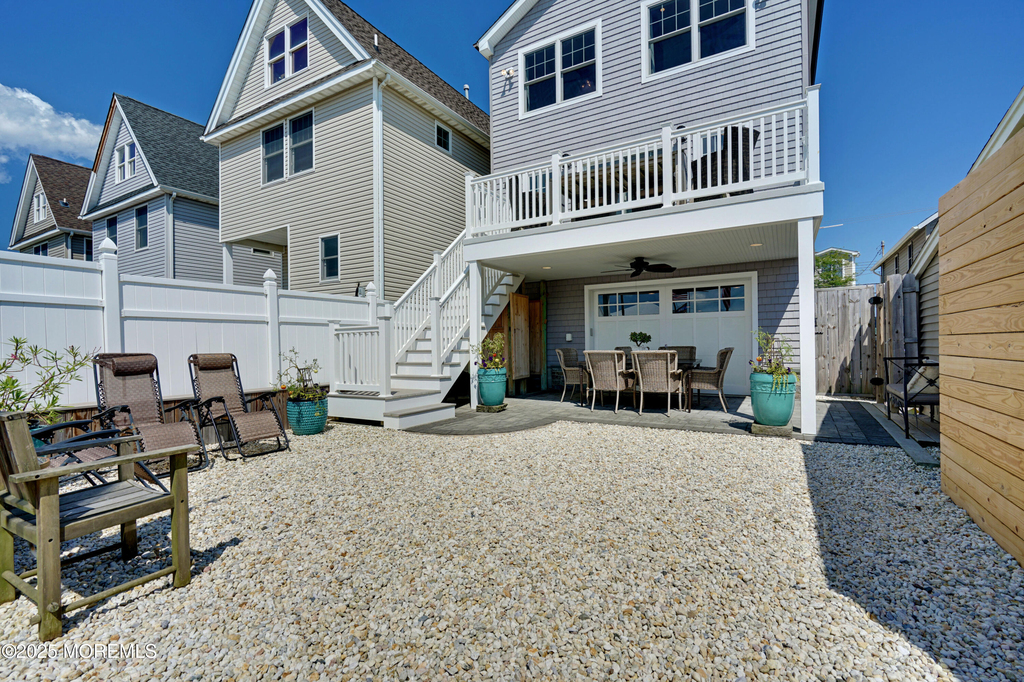 229 1st Avenue - Photo 2