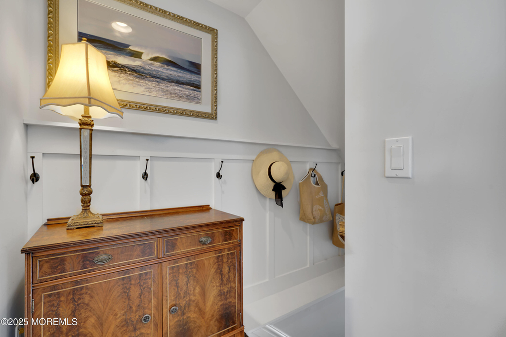 229 1st Avenue - Photo 4