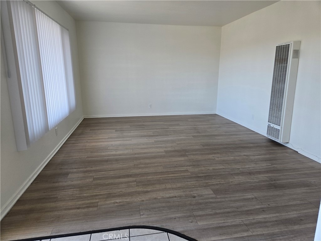 1834 Pine Avenue - Photo 2