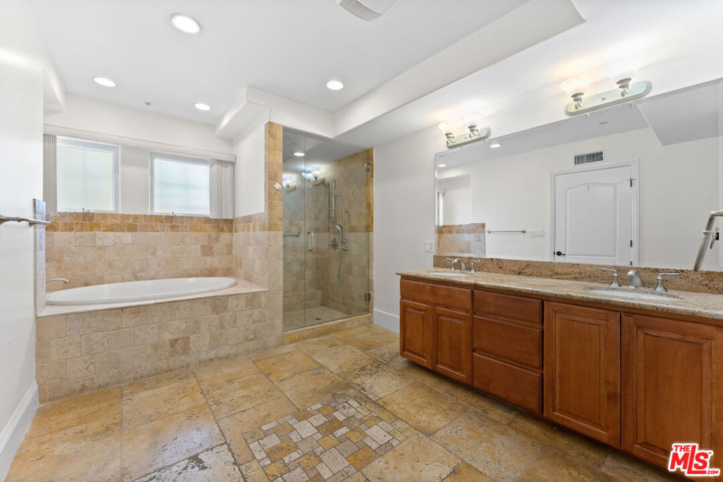 16123 W Sunset Boulevard - Photo 19