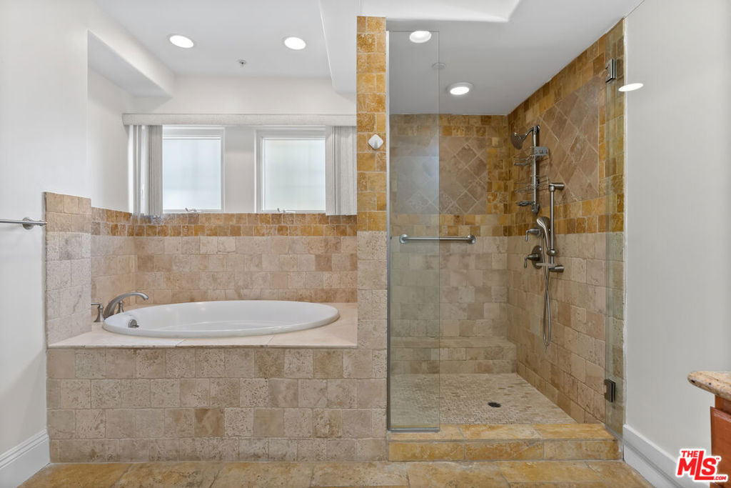16123 W Sunset Boulevard - Photo 18