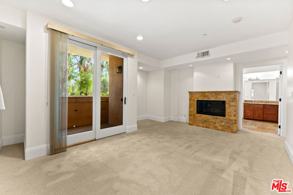 16123 W Sunset Boulevard - Photo 16