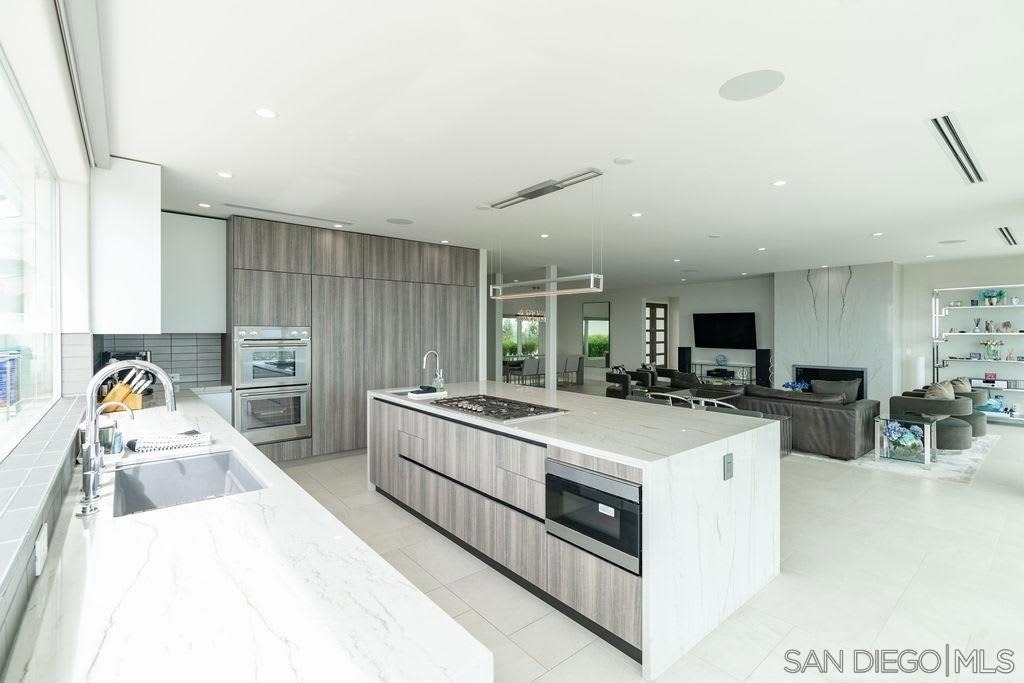 1001 La Jolla Rancho Rd - Photo 24