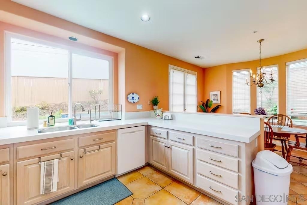 863 Starflower Rd - Photo 6