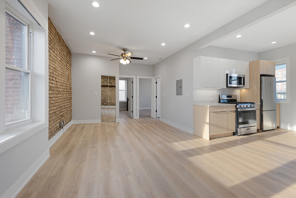 7423 N Clark Street - Photo 1
