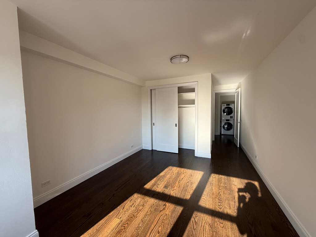 240 East 82nd Street - Photo 10