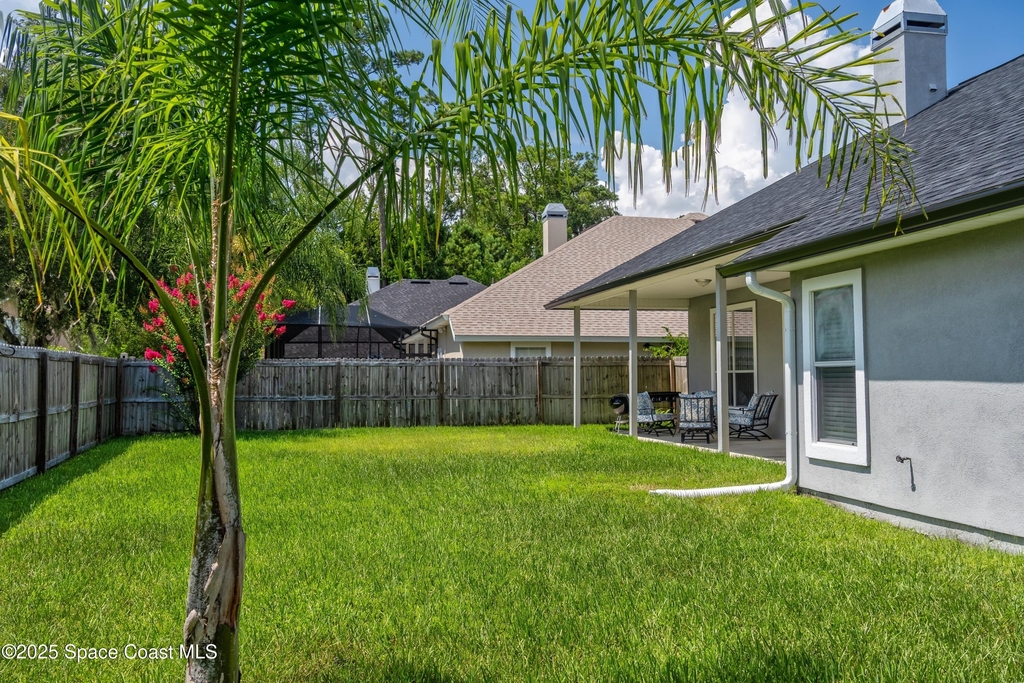 11536 Summer Haven Boulevard N - Photo 19