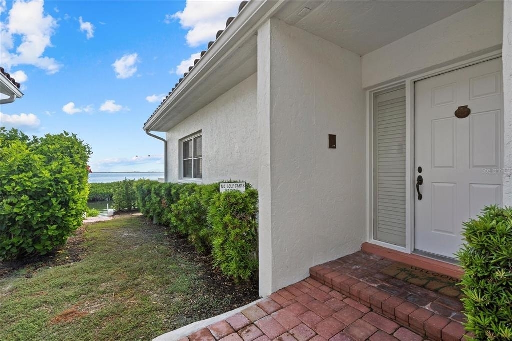 2254 Harbour Court Drive - Photo 3