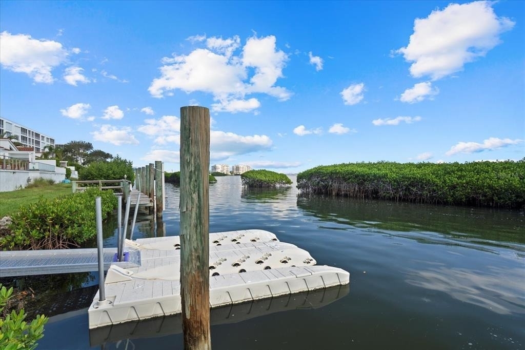 2254 Harbour Court Drive - Photo 8