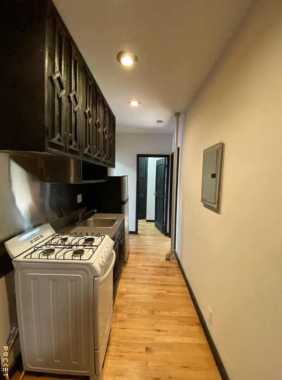 520 East 14th Street - Photo 0