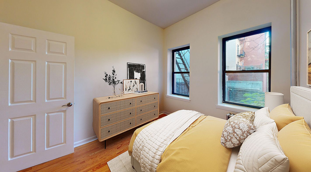 212 Grand Street - Photo 1