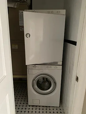 111 East 80th Street - Photo 4