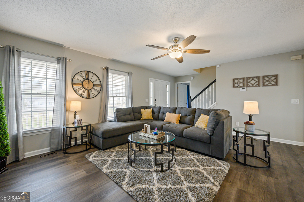 23 Magnolia Court Ne - Photo 0