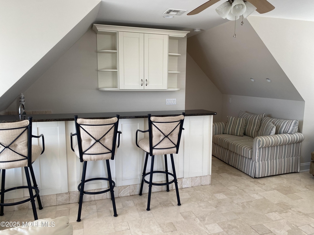 10 4th Avenue - Photo 8