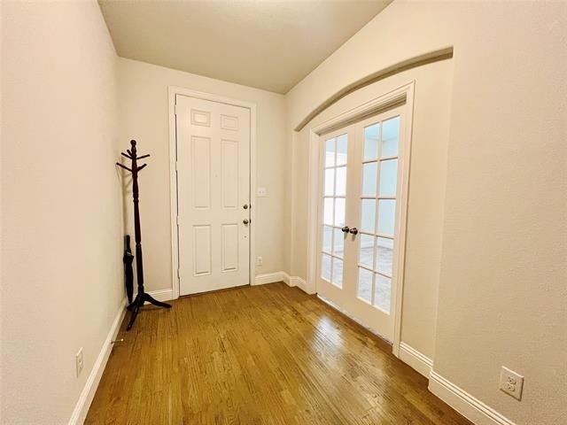 5644 Salt Springs Drive - Photo 2