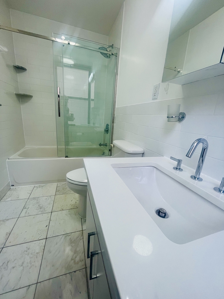 145 West 55th Street, 13A - Photo 16