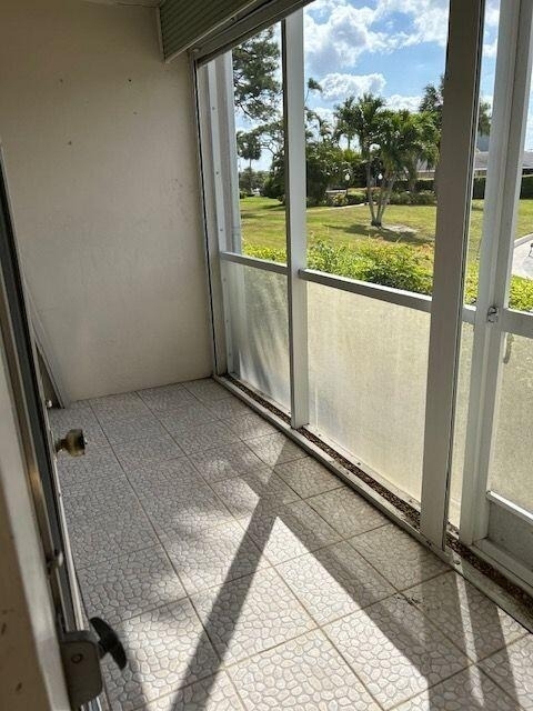 2616 Garden Drive N - Photo 8