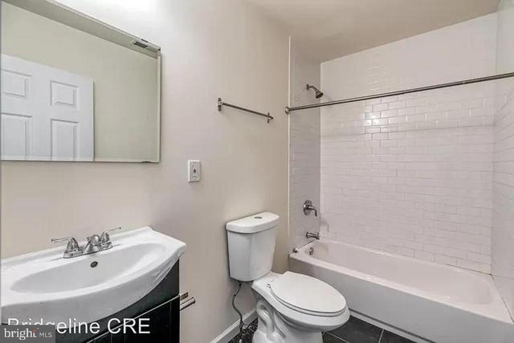 2400 W Thompson Street - Photo 6