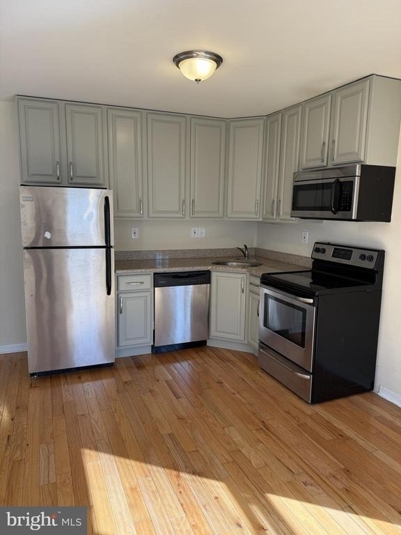 2400 W Thompson Street - Photo 7