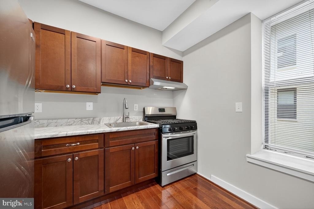 1440 W Street Nw - Photo 8