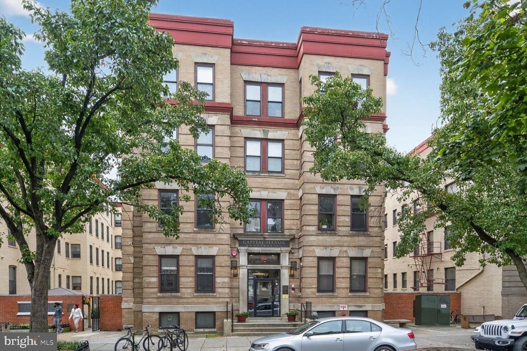 1440 W Street Nw - Photo 0